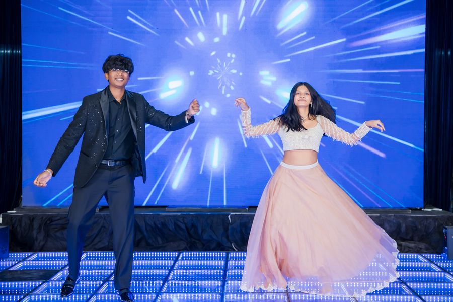 Sai dancing on stage